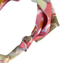 Load image into Gallery viewer, French Bee Myrtle Scarf Necklace
