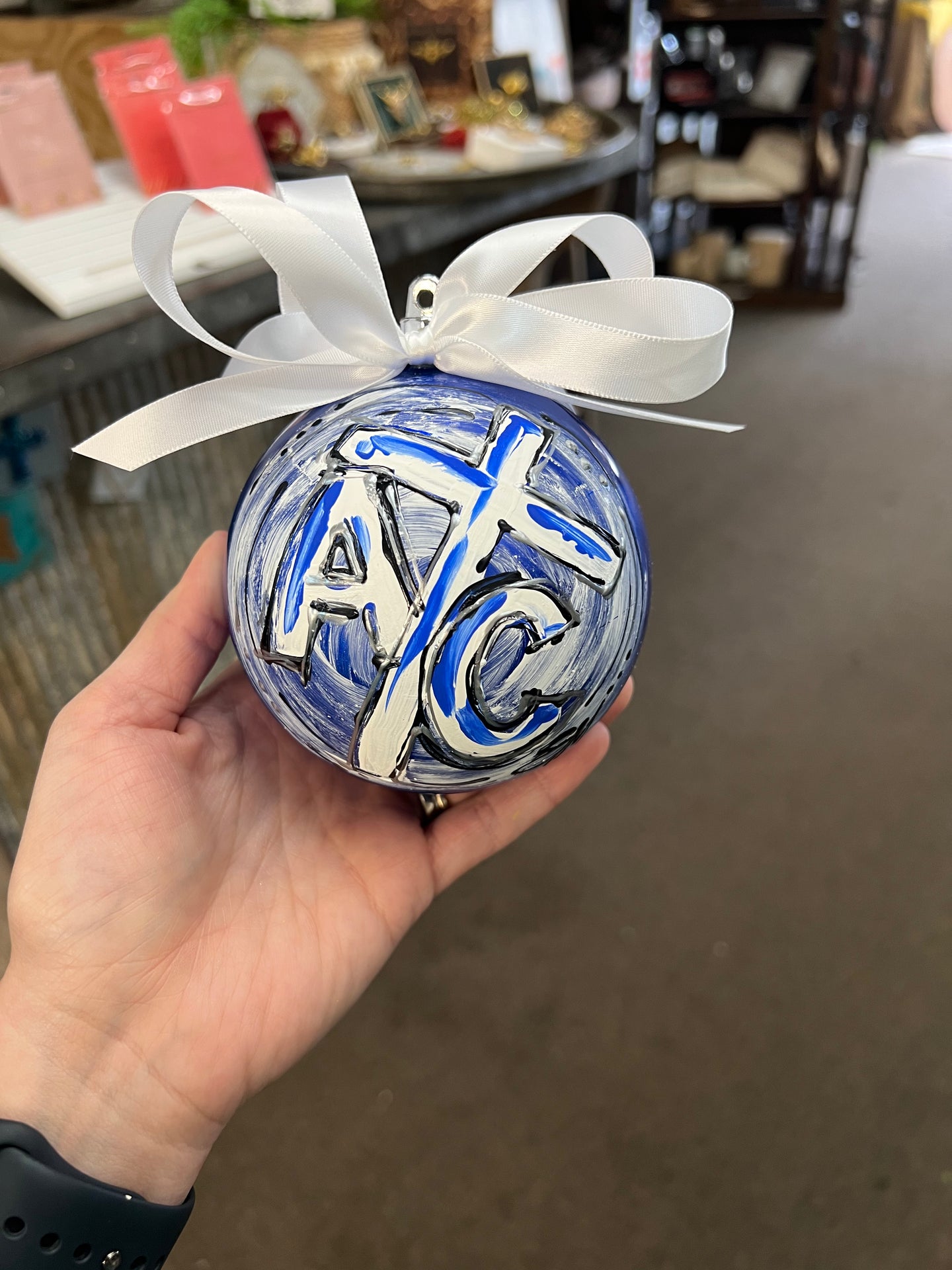 EM ACCS Ornament