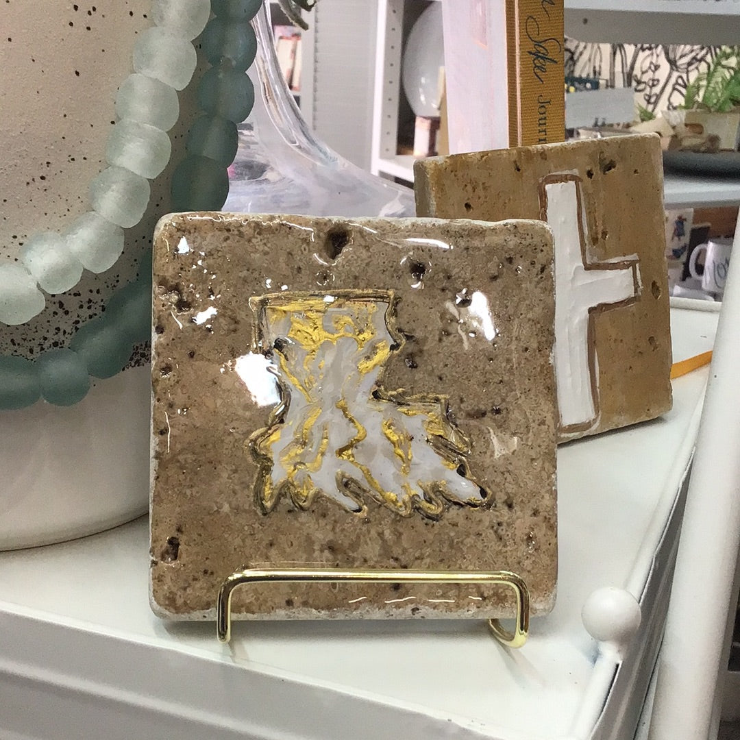 EM Louisiana on tile