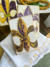 Load image into Gallery viewer, EM Fleur de lis
