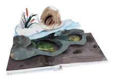 Load image into Gallery viewer, Snowscape Pop Up Book
